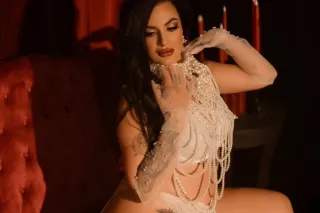 Magnetic Touch | Nuru and Tant... - Image 4