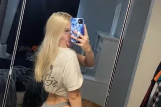 I am a very hot white woman, I like to please my clients, I leave you some photos so you can see how good they spend it with me, write me daddy🤭💞👉🏻👌🏻🔥🔥 - Image 3