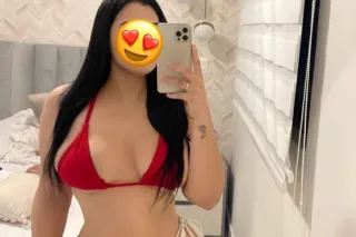 TIGHT PUSSY🥰Sexy latina❤available now 💋🤤 - Image 1
