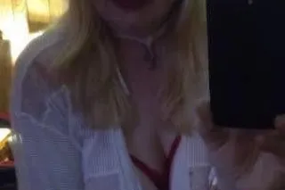 qv80 & halfhour120... looking for someone that wants have some Exciting fun !😄💋💛 - Image 1