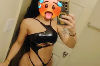 Tu Perrita caliente Disponible amor 24/7 avaliable🥰🩷 - Image 1