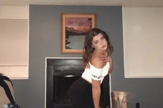 No deposit Wow !!! Hotter than a Fire Cracker 🧨🧨🧨 Real Pics No Deposit !!! - Image 5