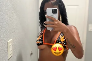 deepthroat finest 💕💦 - Image 3