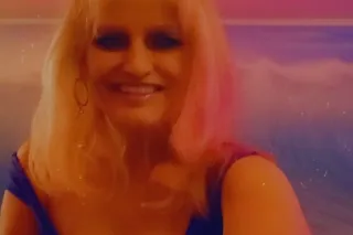 Sexy Milf Diamond - Image 1